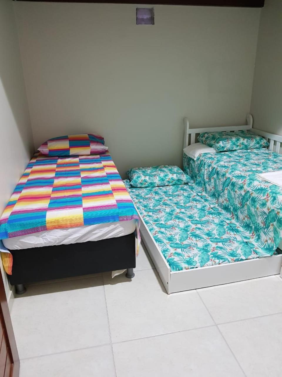 Casa Inteira Para Alugar Сasa de vacaciones *